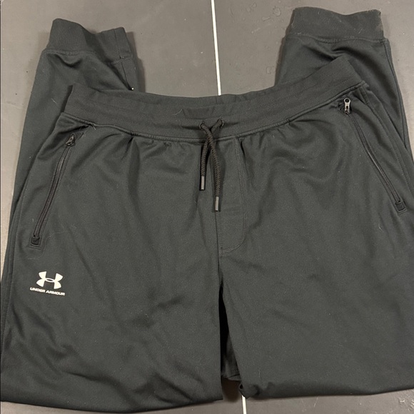 Under Armour Black Athletic Pants- jogger cuff - Picture 1 of 3